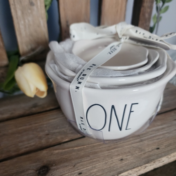 Rae Dunn Egg Sunny Side Up Measuring Cups - New Release 2024 - Picture 6 of 6